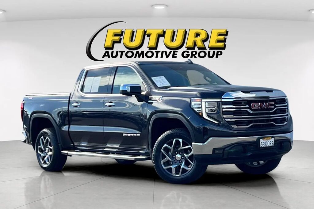 2023 GMC Sierra 1500 SLT — photo 1 of 13