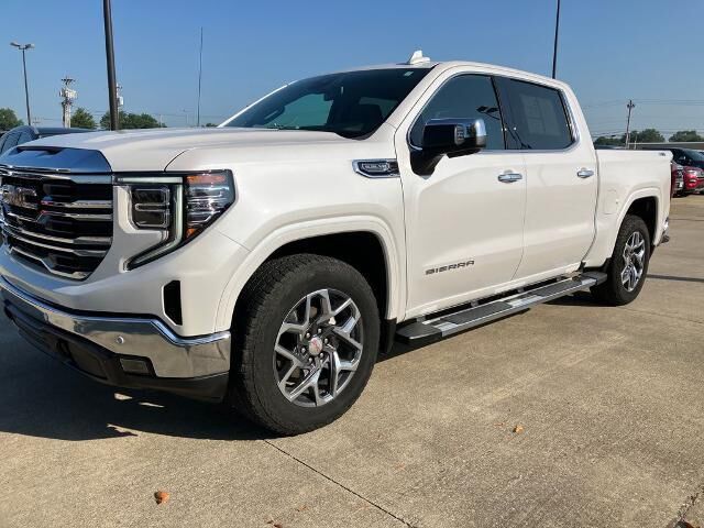 2024 GMC Sierra 1500 SLT — photo 1 of 12
