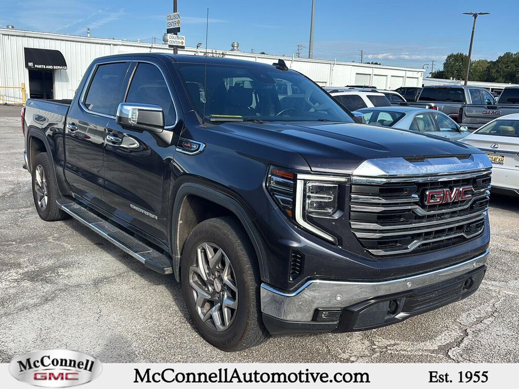 2022 GMC Sierra 1500 SLT — photo 1 of 13