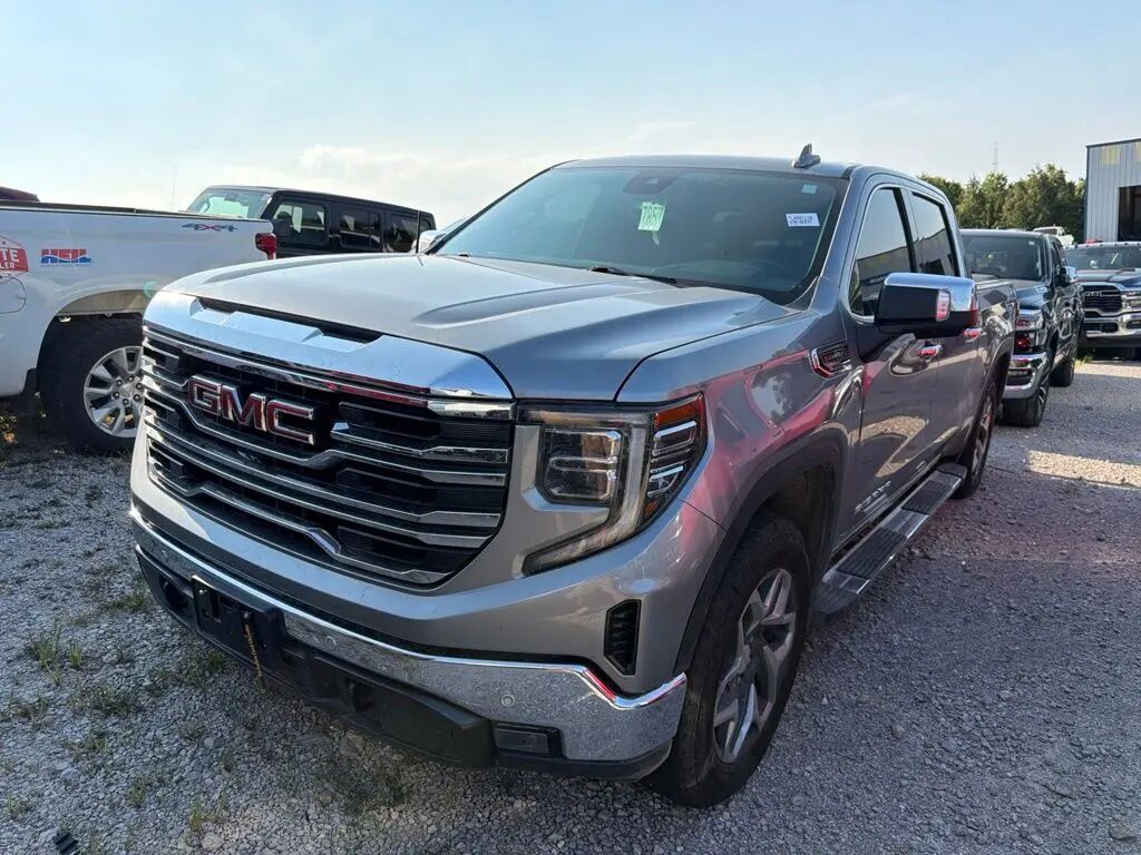 2023 GMC Sierra 1500 SLT — photo 1 of 13