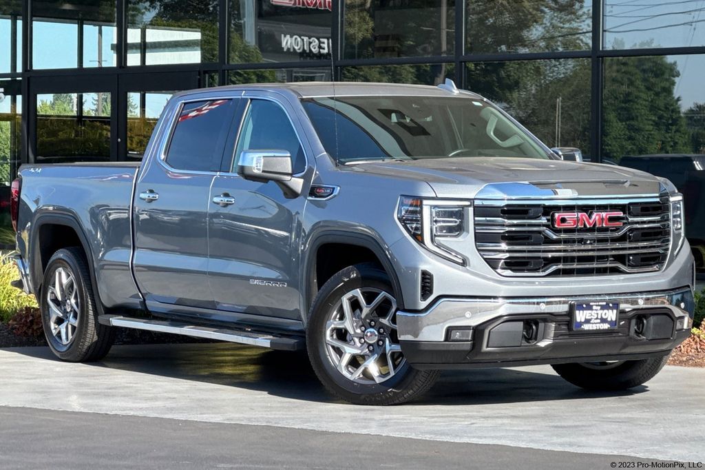 2023 GMC Sierra 1500 SLT — photo 1 of 26