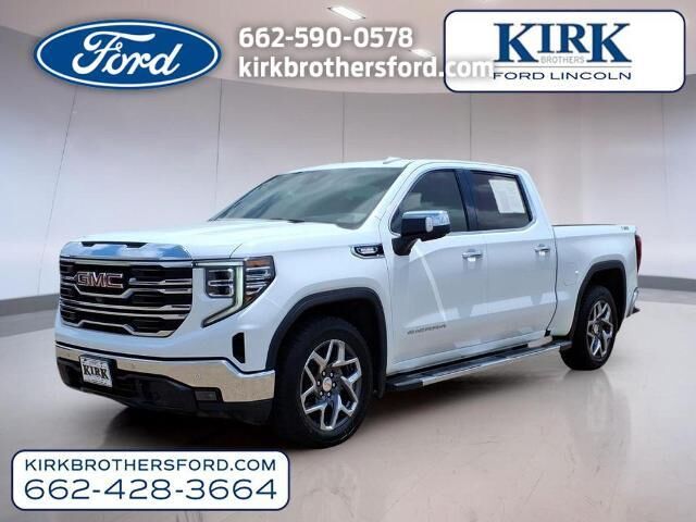 2022 GMC Sierra 1500 SLT
