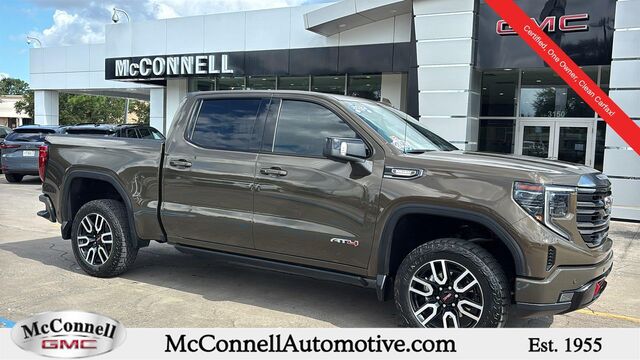 2023 GMC Sierra 1500 AT4