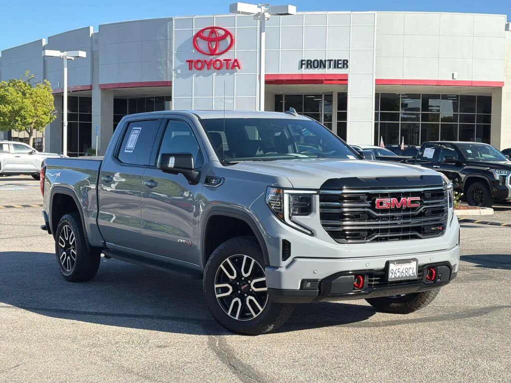 2025 GMC Sierra 1500 AT4 — photo 1 of 13