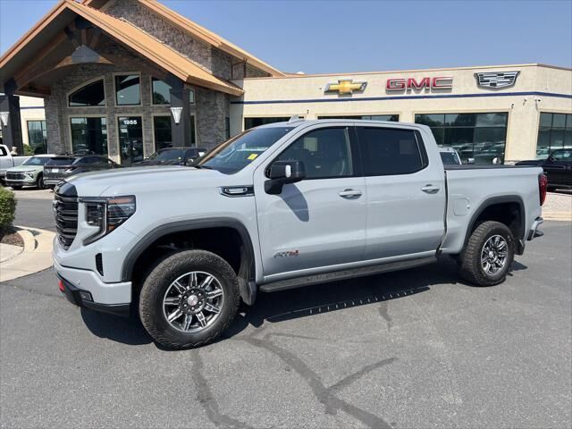 2025 GMC Sierra 1500 AT4 — photo 1 of 13