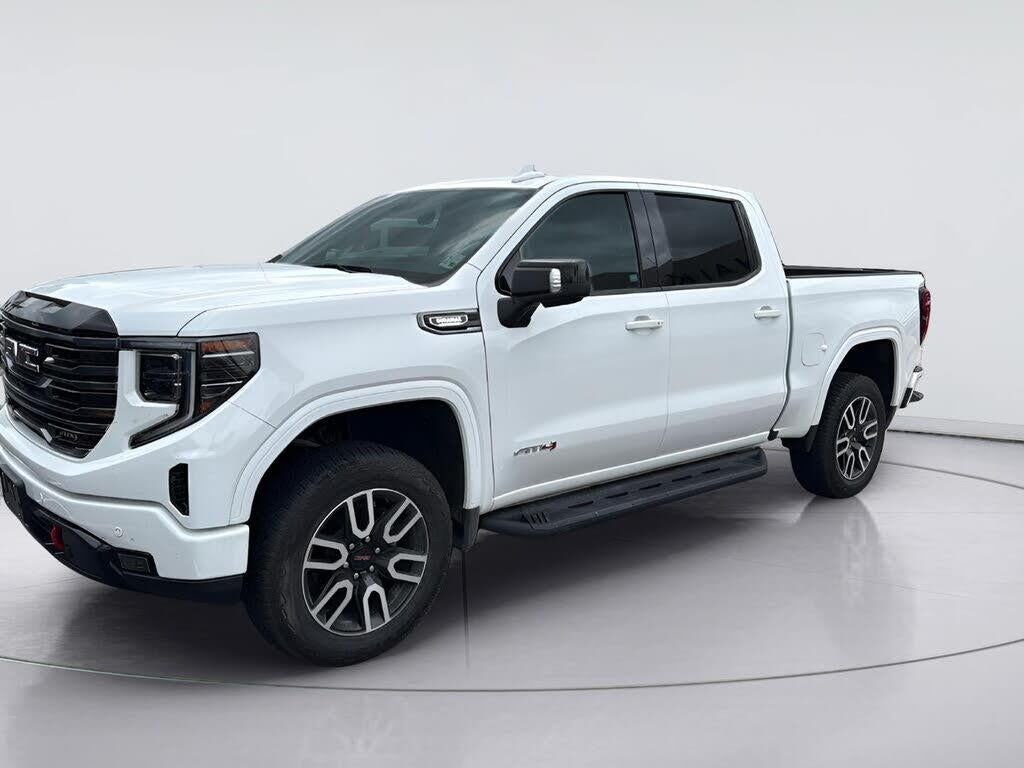 2025 GMC Sierra 1500 AT4 — photo 1 of 53
