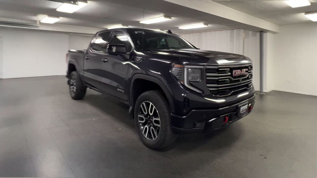 2023 GMC Sierra 1500 AT4 — photo 1 of 7