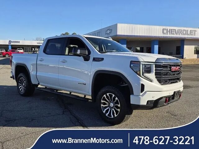 2023 GMC Sierra 1500 AT4