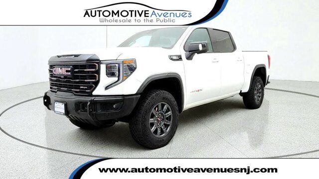 2024 GMC Sierra 1500 AT4X