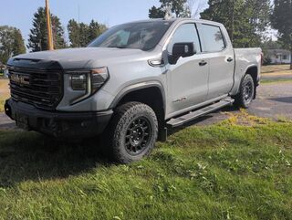 2024 GMC Sierra 1500 AT4X — photo 1 of 17