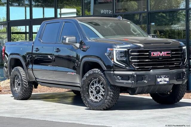 2024 GMC Sierra 1500 AT4X