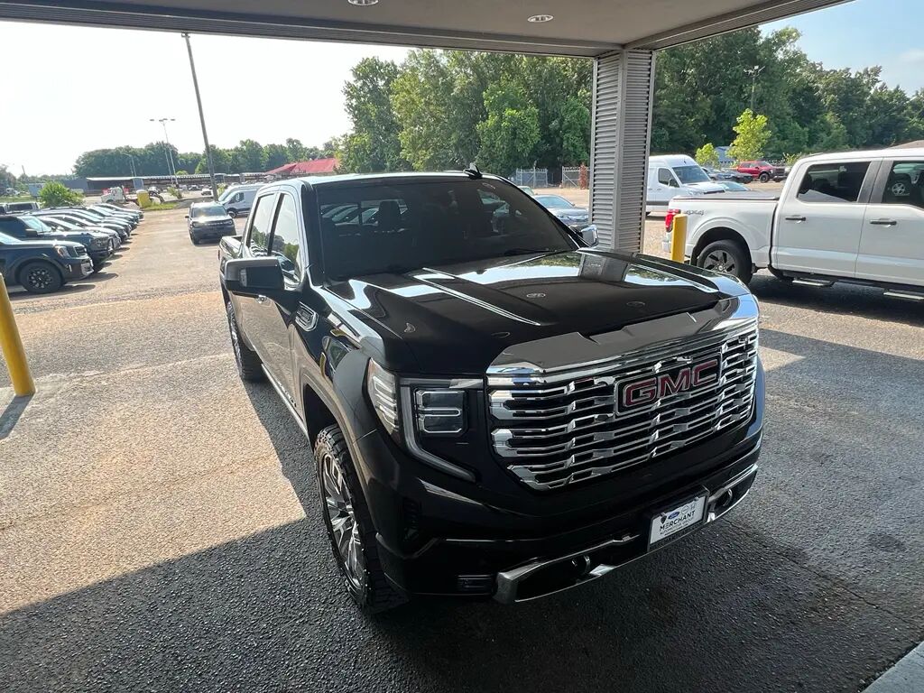 2023 GMC Sierra 1500 Denali — photo 1 of 1