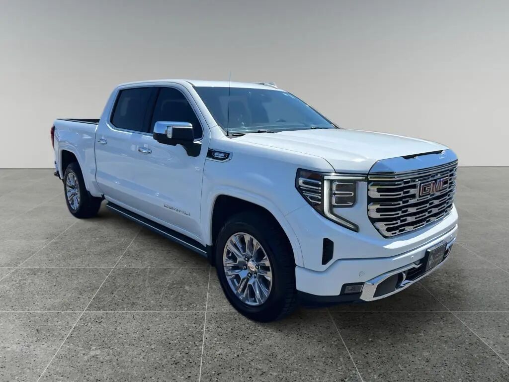 2023 GMC Sierra 1500 Denali — photo 1 of 18