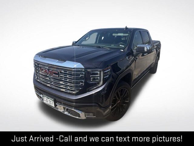 2022 GMC Sierra 1500 Denali — photo 1 of 39