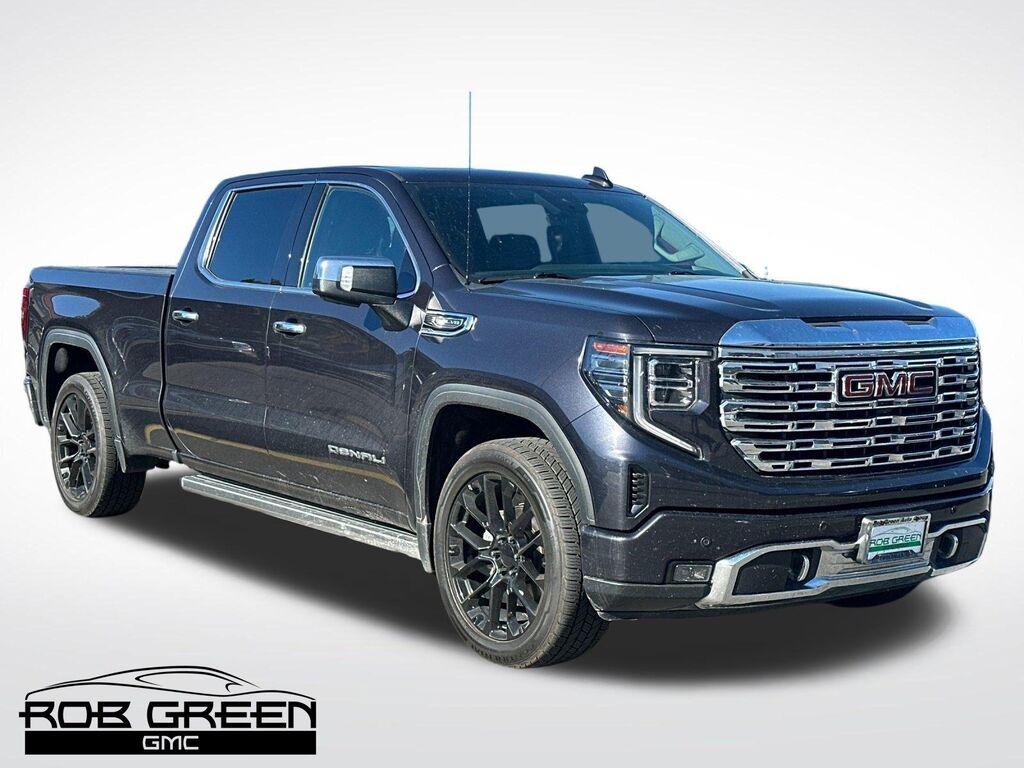 2022 GMC Sierra 1500 Denali — photo 1 of 8
