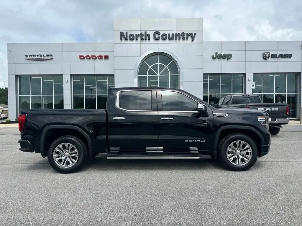 2022 GMC Sierra 1500 Denali — photo 1 of 67
