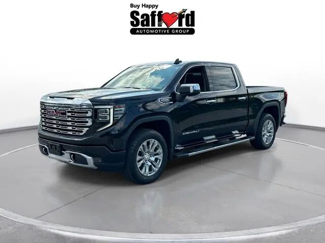 2023 GMC Sierra 1500 Denali — photo 1 of 13