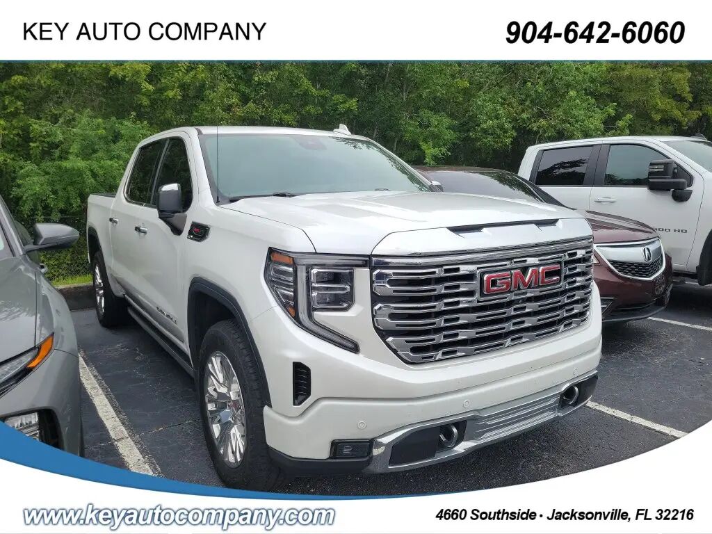 2023 GMC Sierra 1500 Denali — photo 1 of 4