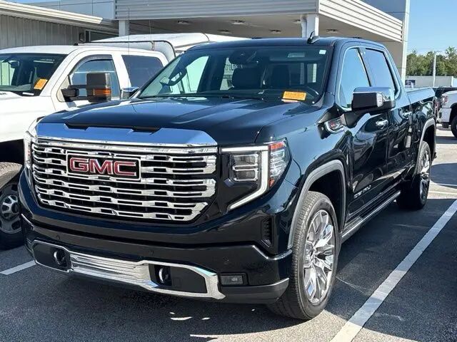 2022 GMC Sierra 1500 Denali — photo 1 of 26