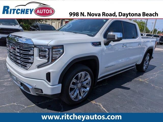 2024 GMC Sierra 1500 Denali — photo 1 of 13
