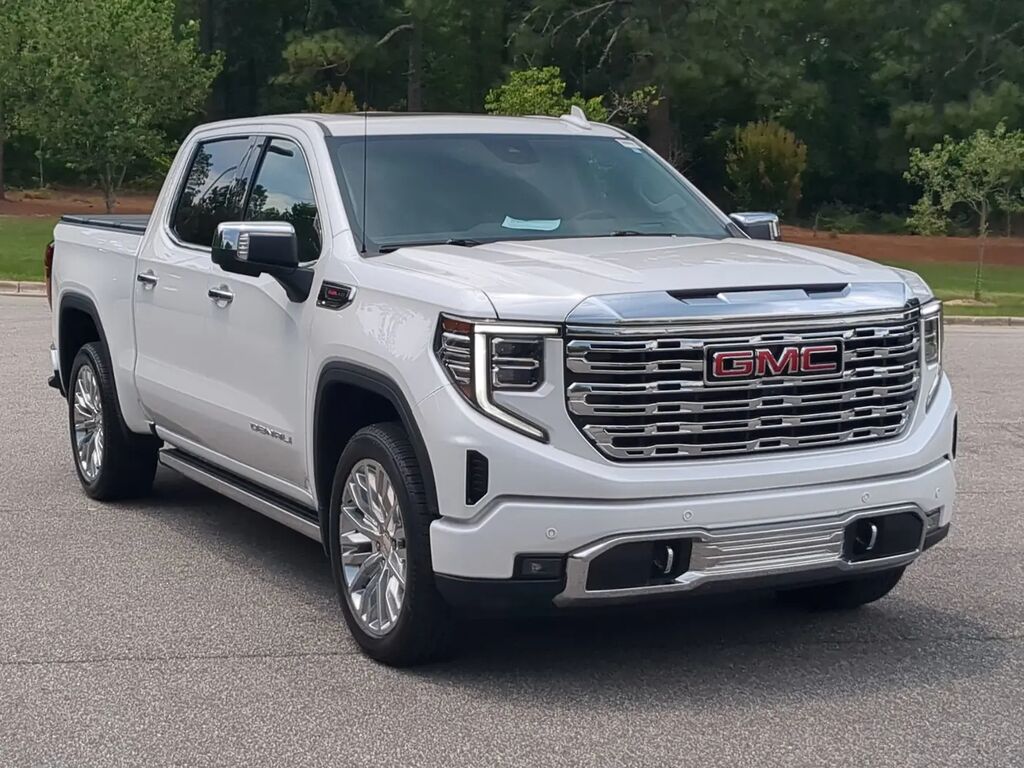 2024 GMC Sierra 1500 Denali — photo 1 of 13