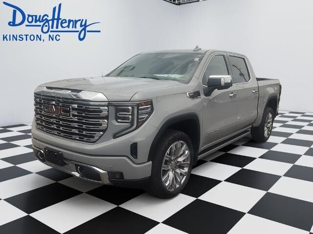 2025 GMC Sierra 1500 Denali — photo 1 of 13