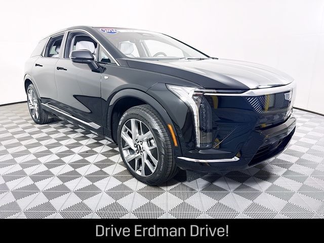 2026 Cadillac OPTIQ — photo 1 of 7