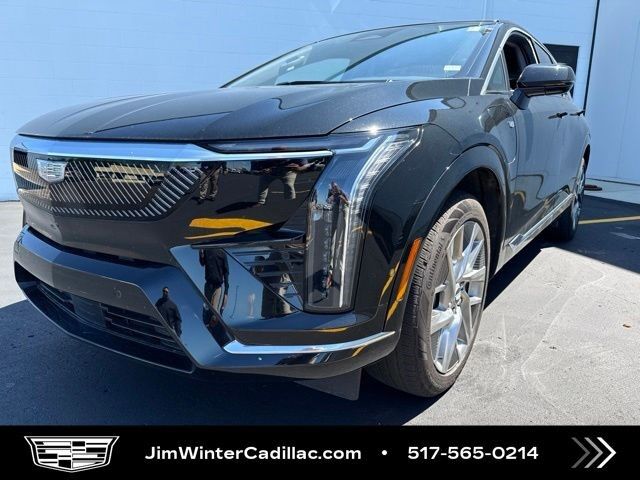 2025 Cadillac OPTIQ — photo 1 of 7