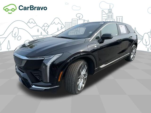2025 Cadillac OPTIQ Luxury 2