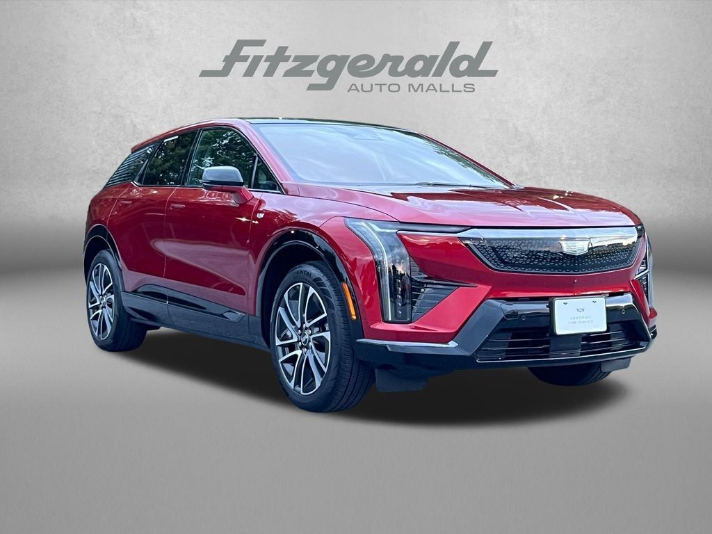 2025 Cadillac OPTIQ — photo 1 of 7