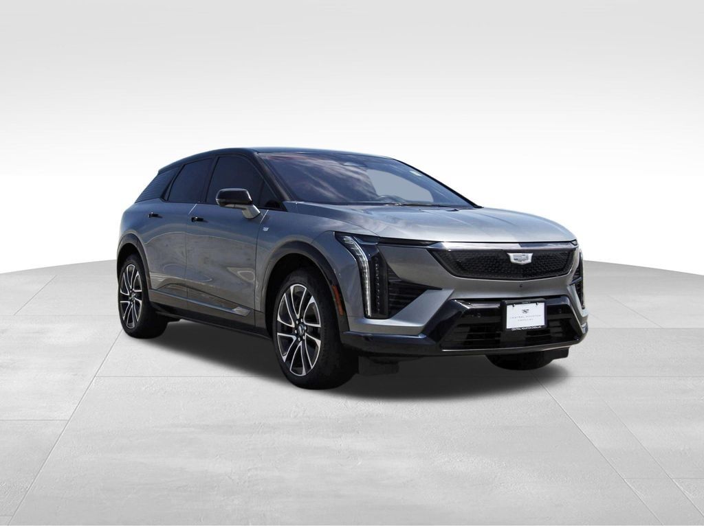 2025 Cadillac OPTIQ — photo 1 of 7