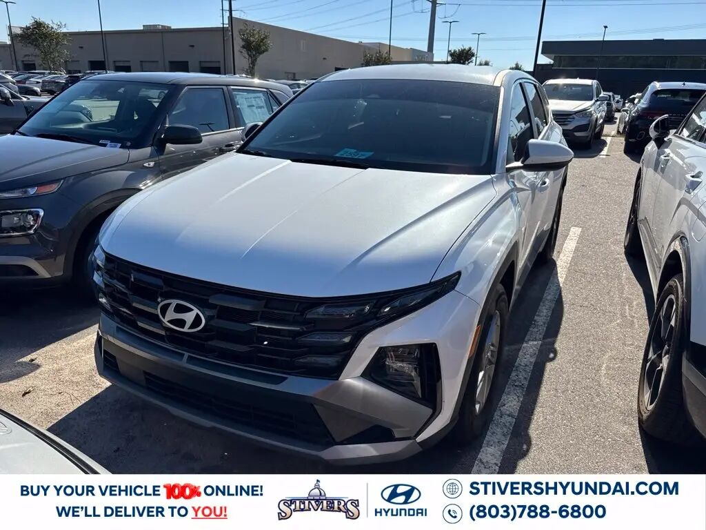 2025 Hyundai TUCSON SE — photo 1 of 12