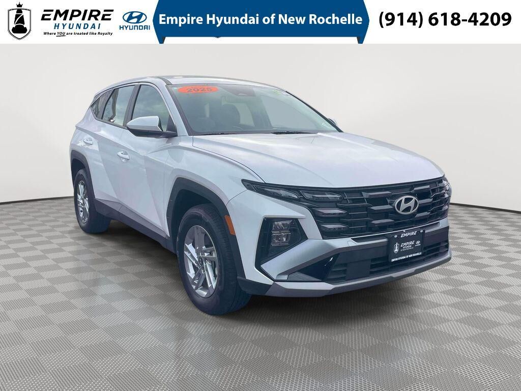 2025 Hyundai TUCSON SE — photo 1 of 26