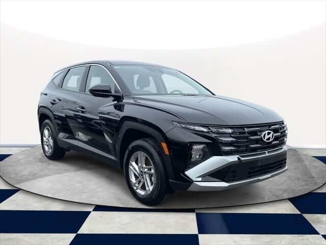 2025 Hyundai TUCSON SE — photo 1 of 49