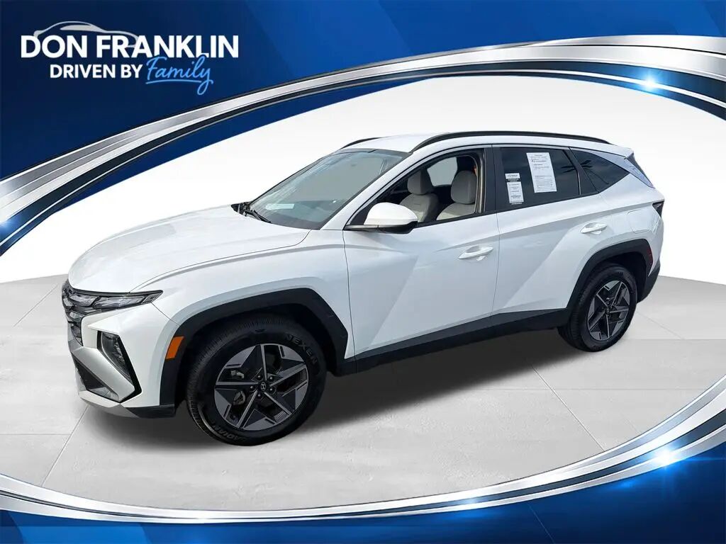 2025 Hyundai TUCSON SEL — photo 1 of 15