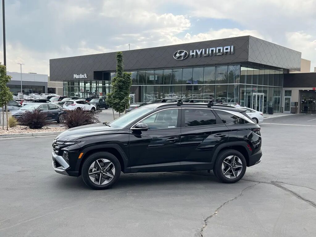 2025 Hyundai TUCSON SEL Convenience — photo 1 of 26