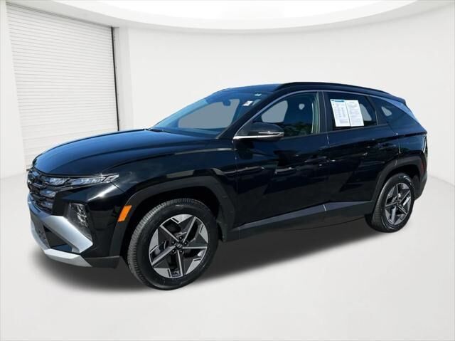 2025 Hyundai TUCSON SEL Convenience — photo 1 of 26