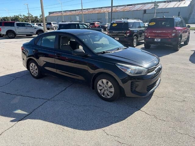 2018 Kia Rio LX — photo 1 of 4