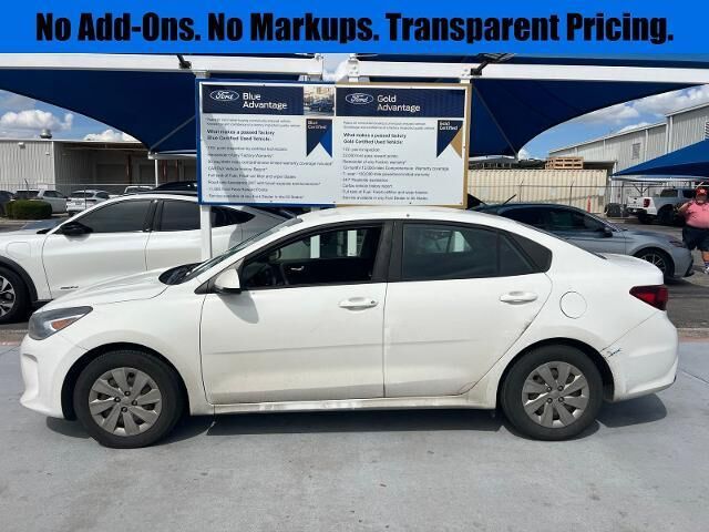 2018 Kia Rio S — photo 1 of 4
