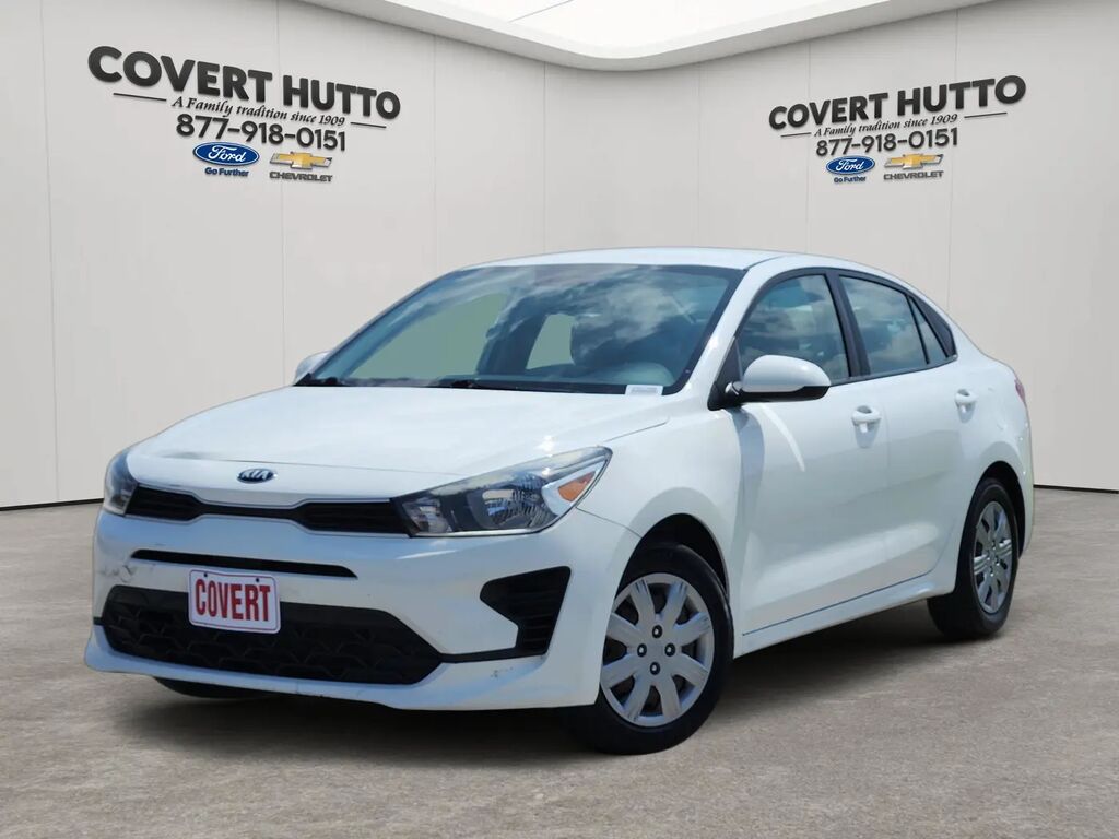 2021 Kia Rio LX — photo 1 of 13