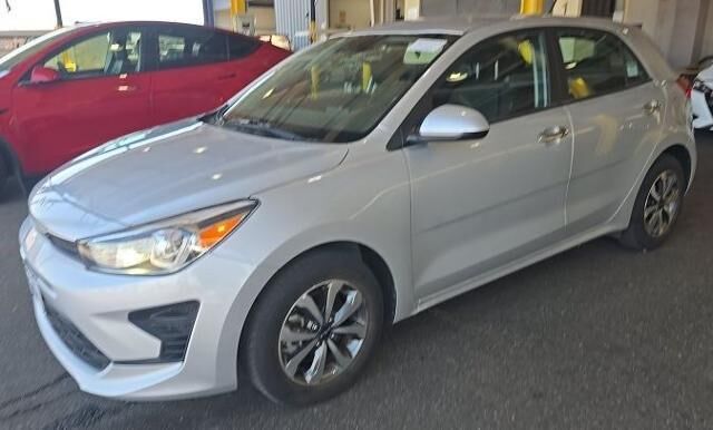 2023 Kia Rio 5-Door S — photo 1 of 6
