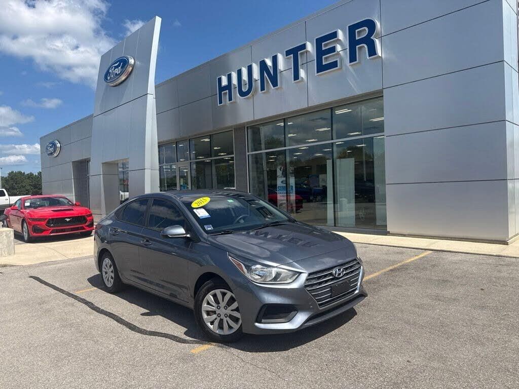 2019 Hyundai ACCENT SE — photo 1 of 2