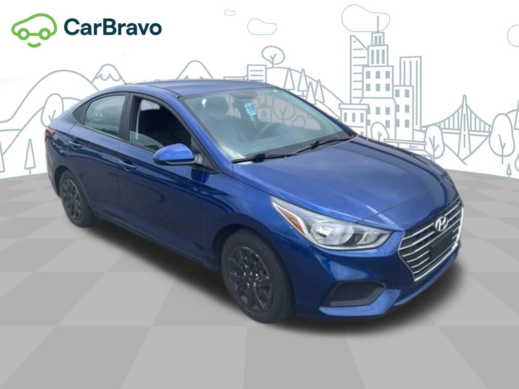 2021 Hyundai Accent SE — photo 1 of 2
