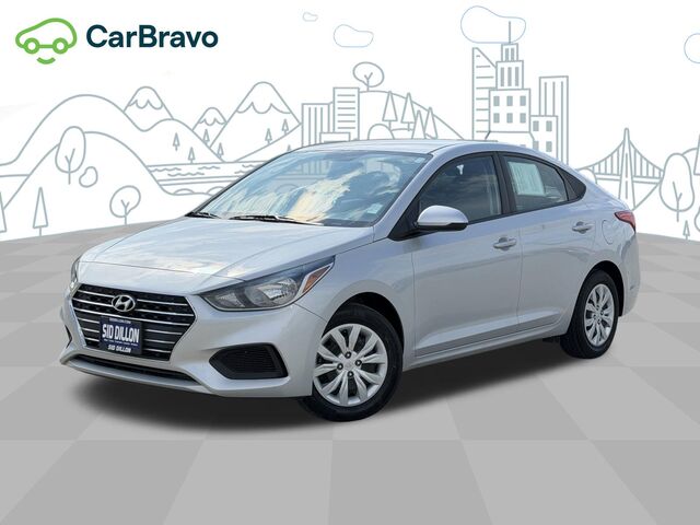 2022 Hyundai Accent SE