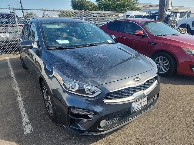 2021 Kia Forte LXS — photo 1 of 13