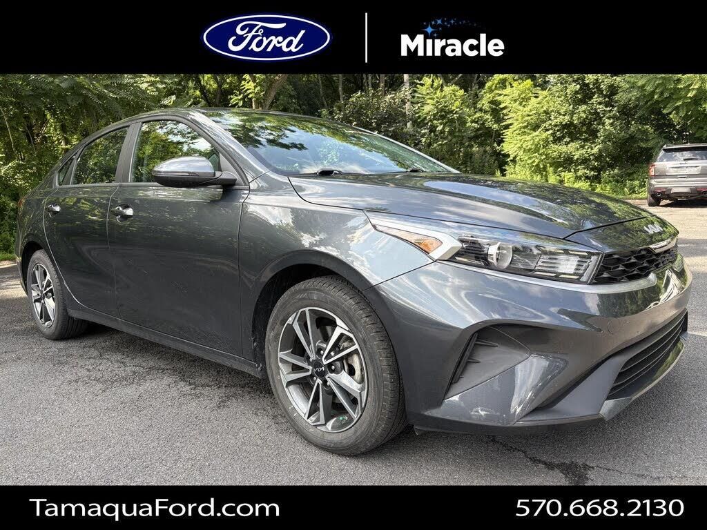 2023 Kia Forte LXS — photo 1 of 6