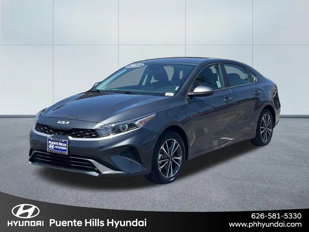 2023 Kia Forte LX — photo 1 of 13