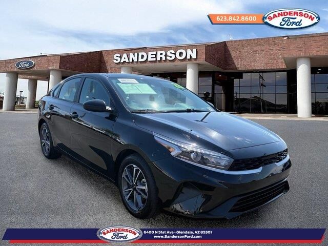 2023 Kia Forte LXS — photo 1 of 26