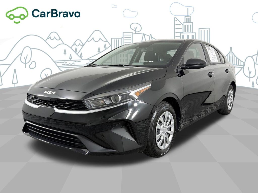 2023 Kia Forte LX — photo 1 of 7
