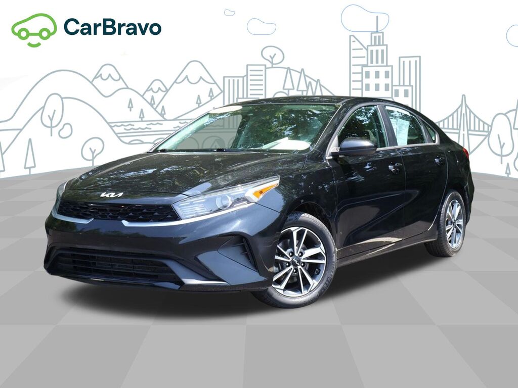 2024 Kia Forte LXS — photo 1 of 6